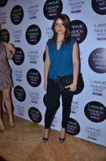at Day 1 of lakme fashion week 2012 in Grand Hyatt, Mumbai on 2nd March 2012 (161).JPG